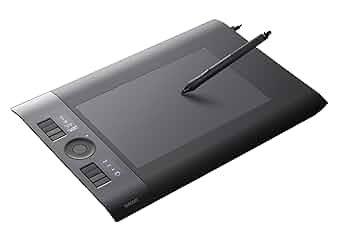 Wacom プロフェッショナルペンタブレット Photoshop Elements10付属 Mサイズ Intuos5 touch PTH-650/K1 ワコム、マルチタッチ対応のプロ向けペンタブレット「Intuos 5